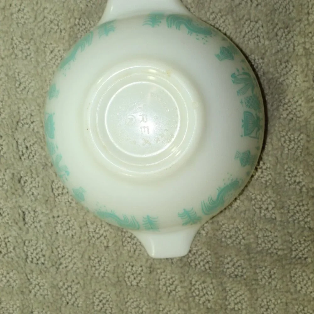 Vtg PYREX AMISH BUTTERPRINT Cinderella Mixing Nesting Bowl SET 441 442 443 444